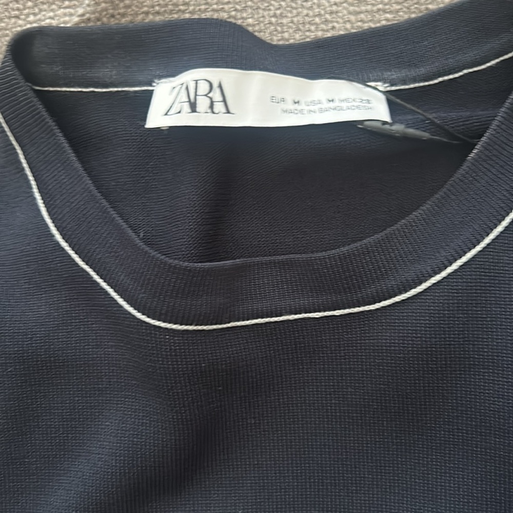 Zara Navy Top with White Trim - Picture 2 of 4